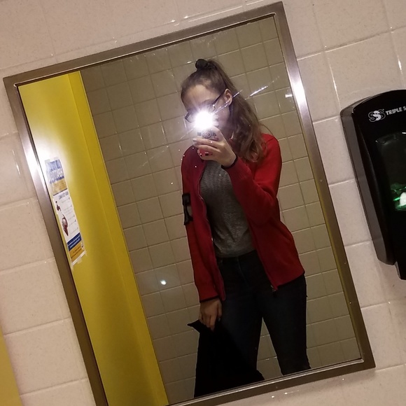 Meet your Posher, Katrina - Picture 2 of 2